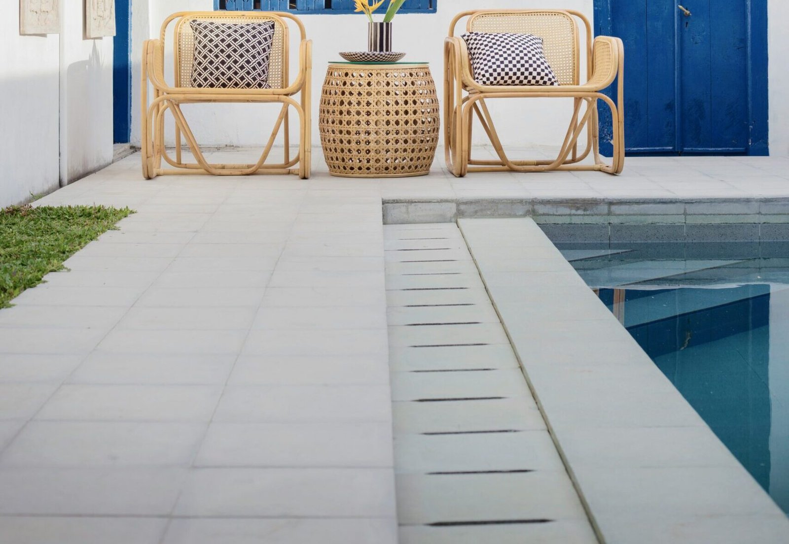 hutomo-abrianto-9mPl0Zo7_gQ-unsplash